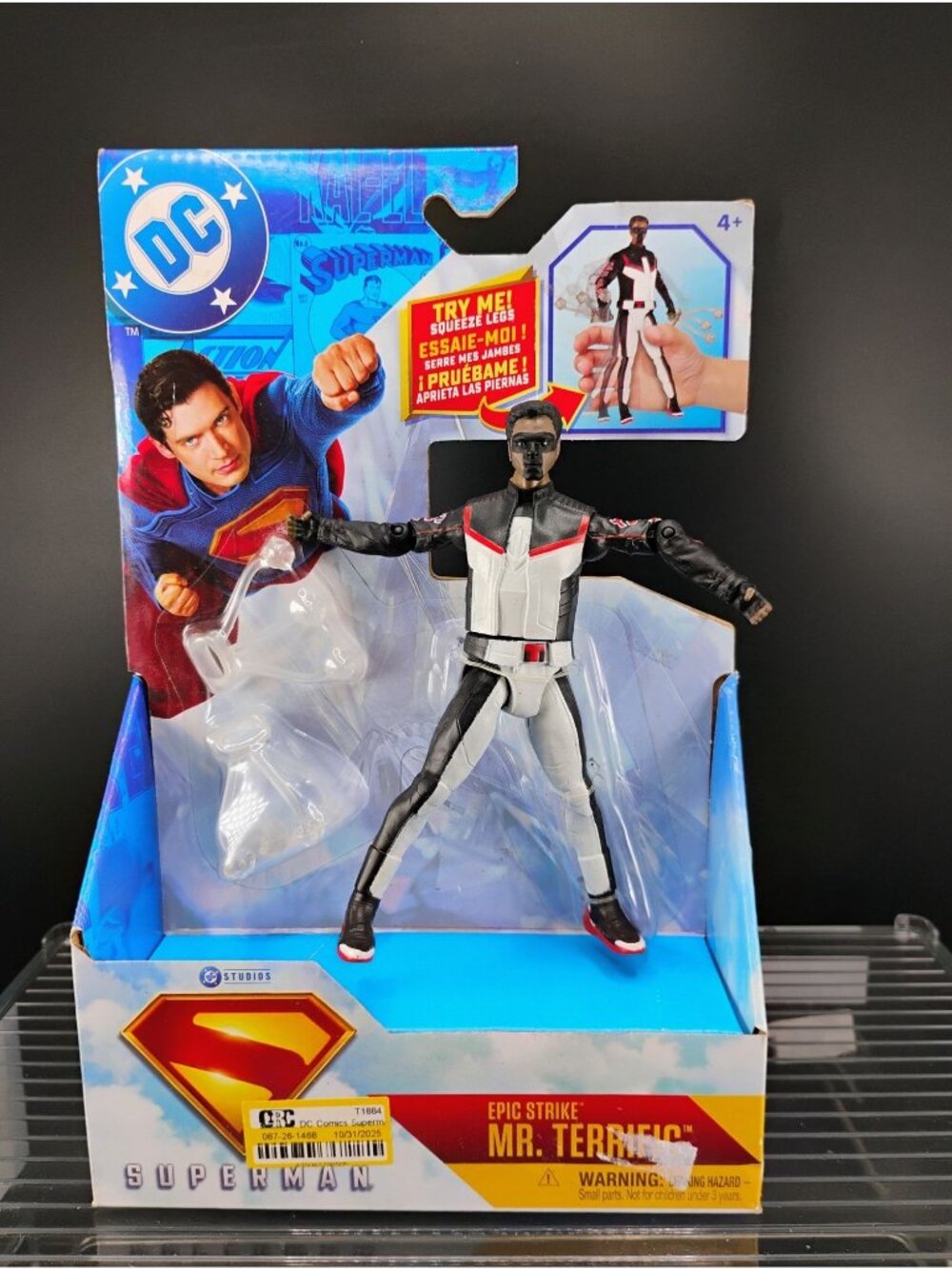 DC Comics Epic Strike Mr. Terrific Figure Superman Line 4+"